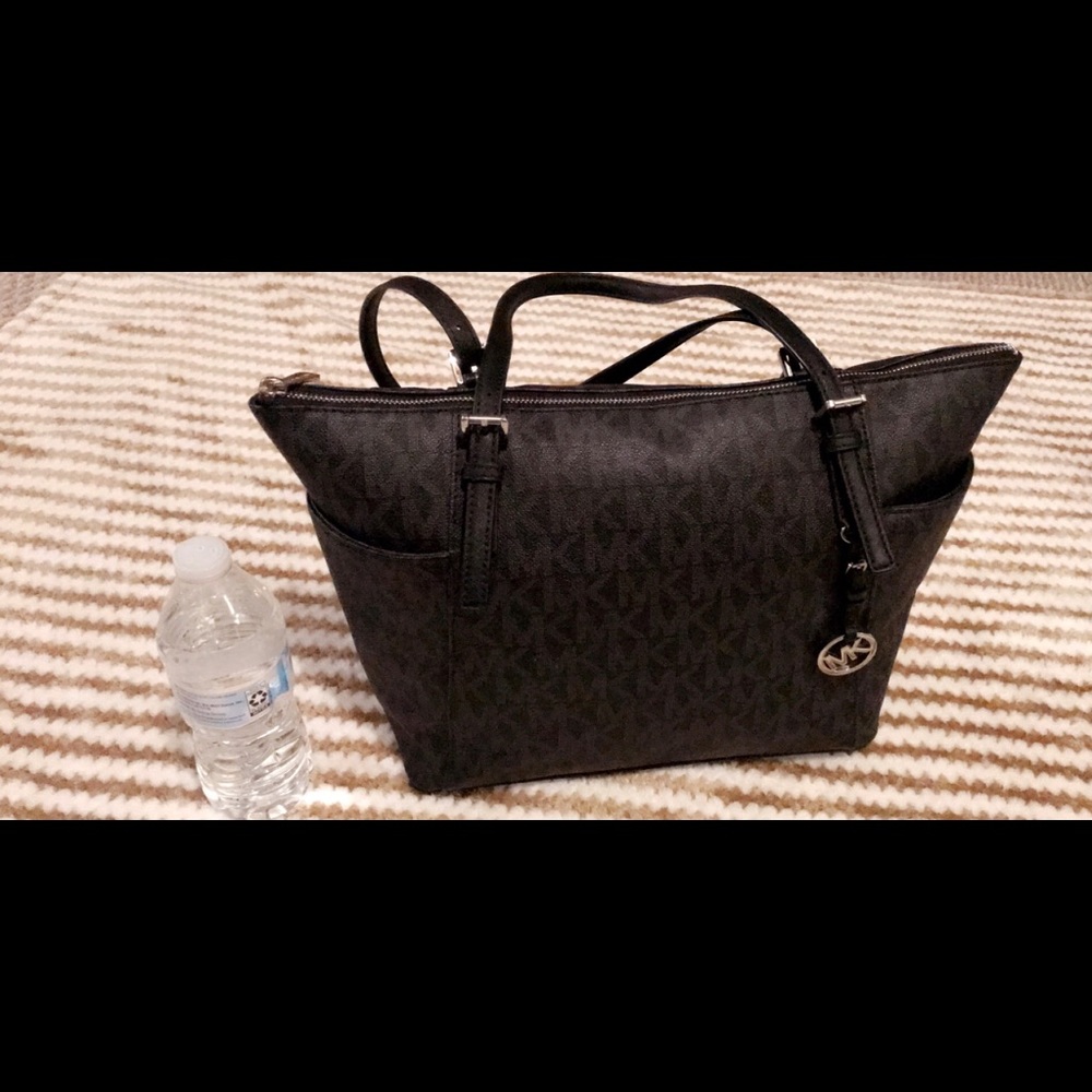 MICHAEL KORS PURSE AUTHENTIC
